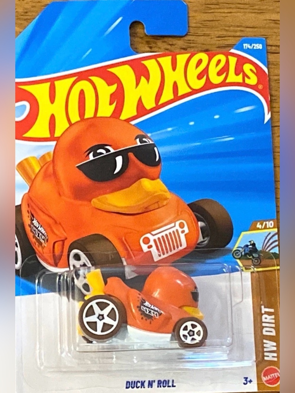 Hot Wheels Duck N’ Roll (orange version) HW Dirt Series